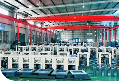 Before repairing and disassemblingthe air compressor, please tum offthe power supply and dischargethe air in the air seam.