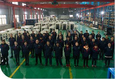 When wiring, check whether thefan rotation direction is consistentwith the arrow direction.